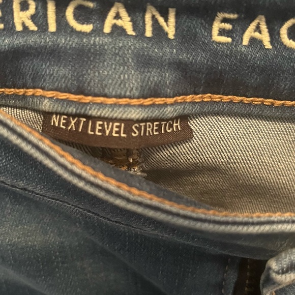 AMERICAN EAGLE JEANS (Next Level Stretch) - Picture 6 of 6